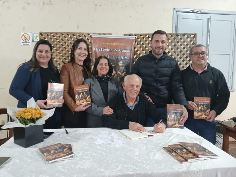 Ex-prefeito de Formigueiro e escritor Gildo Bortolotto apresenta seu terceiro livro, “Histórias & Causos de Galpão”, em evento marcado por reencontros e valorização da cultura regional