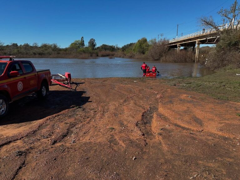 Homem teria se jogado da ponte do Rio Vacacaí em São Gabriel