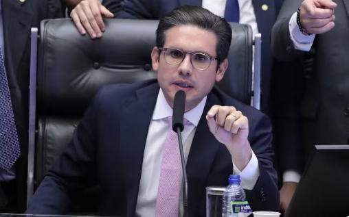 Motta diz não ter clima na Câmara para ‘anistia ampla, geral e irrestrita’