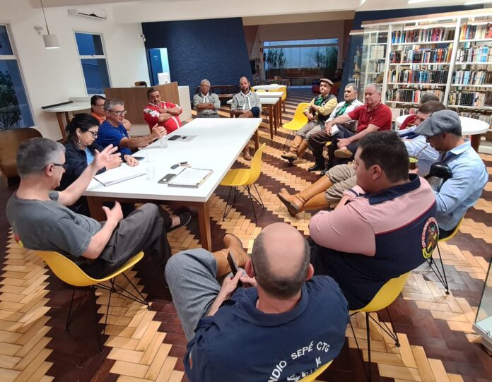 1042c702-f0f1-43fa-95bc-9c8e32177c5d