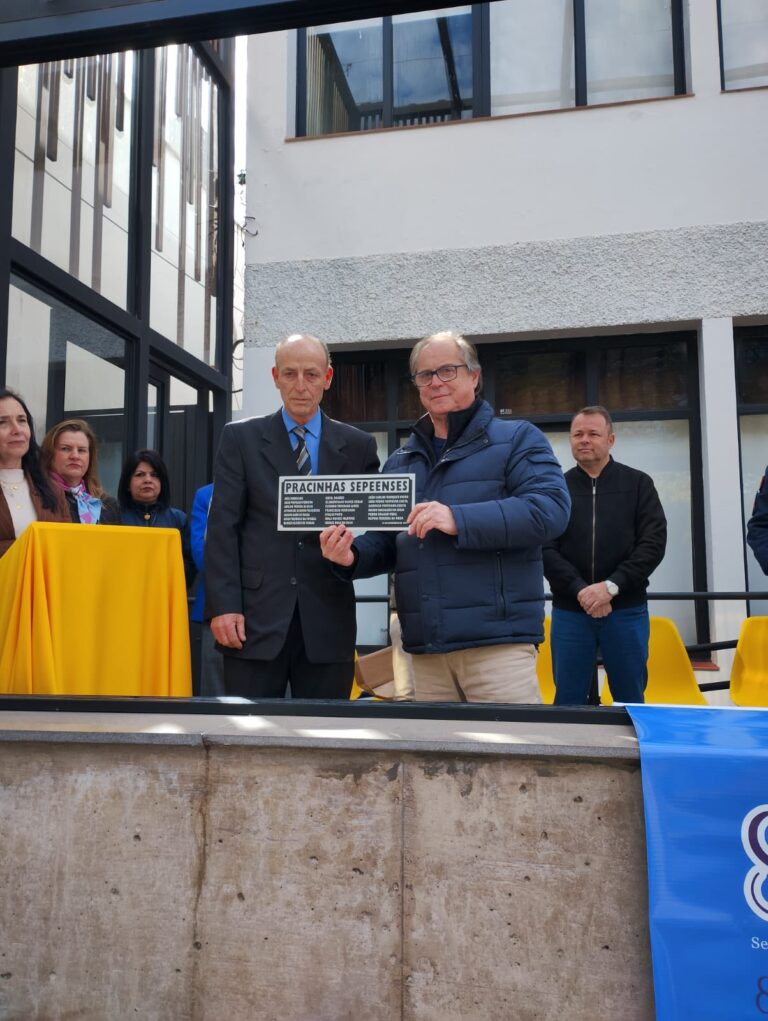 Nome de Expedicionário é corrigido em monumento na Praça das Mercês