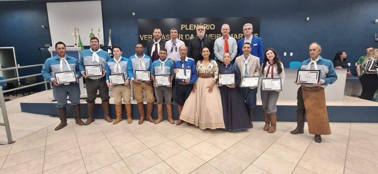 Câmara entrega homenagens a tradicionalistas sepeenses