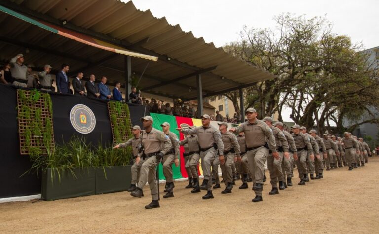 Formatura de novos soldados da Brigada Militar foi realizada nesta sexta-feira (17/10).