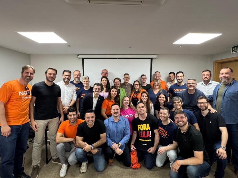 Partido NOVO realiza encontro estadual em Porto Alegre com presença de Romeu Zema e Marcel Van Hattem
