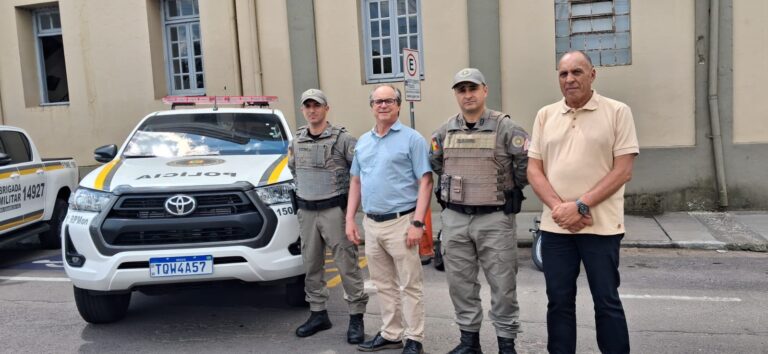 Nova viatura é entregue a Brigada Militar de São Sepé.