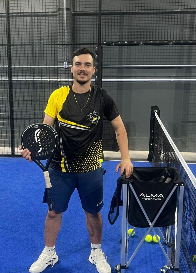 Instrutor Murilo Vargas lança projeto gratuito de pádel para jovens das escolas municipais de São Sepé