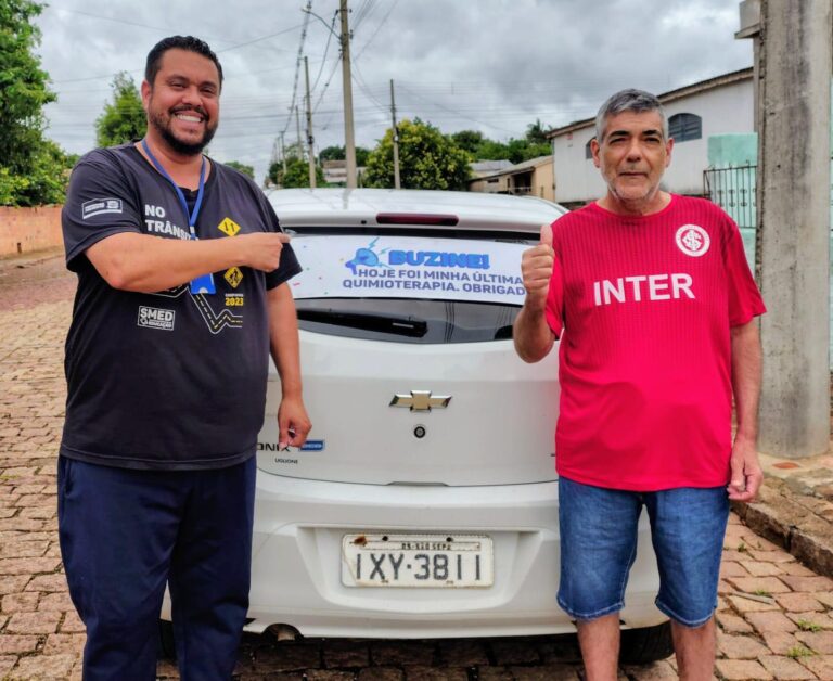 Paciente recebe homenagem no “Buzinaço pela Vida”