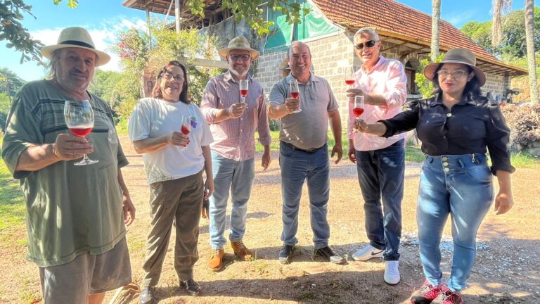 Comissão da Festa Regional da Uva visita municípios parceiros