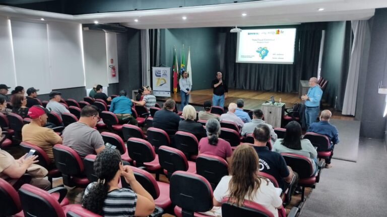 Capacitação sobre Nota Fiscal Fácil é realizada em São Sepé