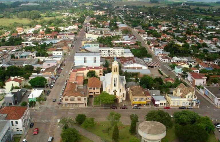 REGIÃO | POLÍCIA CIVIL CUMPRE MANDADOS DE BUSCA E APREENSÃO EM INVESTIGAÇÃO DE CRIMES CONTRA A ADMINISTRAÇÃO PÚBLICA EM SÃO PEDRO DO SUL