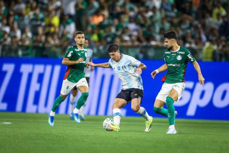 Fora de casa, Grêmio perde de 2 a 1 para o Palmeiras pelo Campeonato Brasileiro