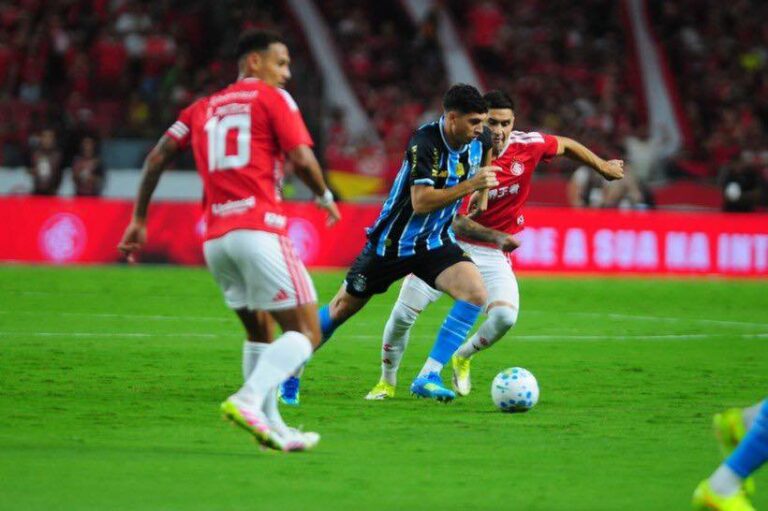 Após duelo equilibrado, Gre-Nal 452 termina sem gols no Beira-Rio