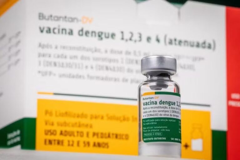 Ministério da Saúde suspende a vacina da dengue feita pelo Butantan após duas mortes suspeitas
