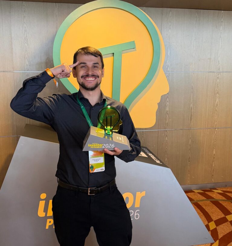 Sepeense Thiago Machado Neubauer é premiado por pesquisa desenvolvida em parceria com a Petrobras