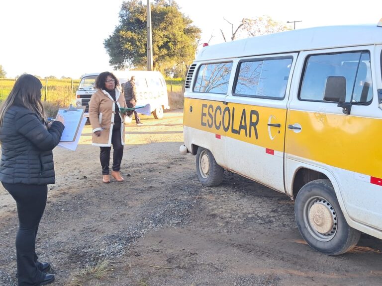 Secretaria de Educação realiza fiscalização nas linhas do transporte escolar rural