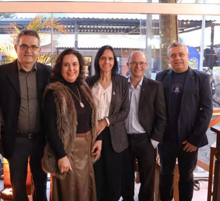 Professores da UFSM são premiados com o “O Futuro da Terra” durante a Expointer